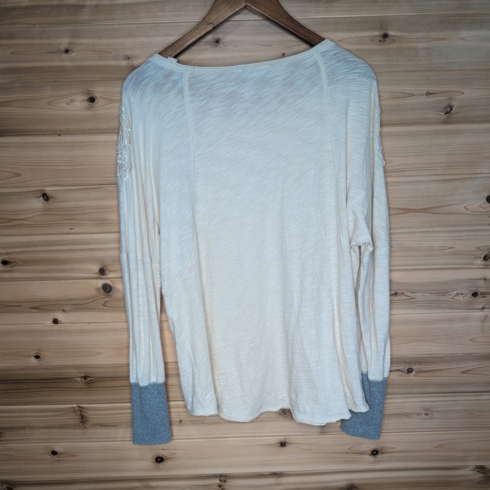 Sundance Cream Cotton Slub Lace Applique Long Sleeve Top Grey Cuffs Womens L - Picture 5 of 9